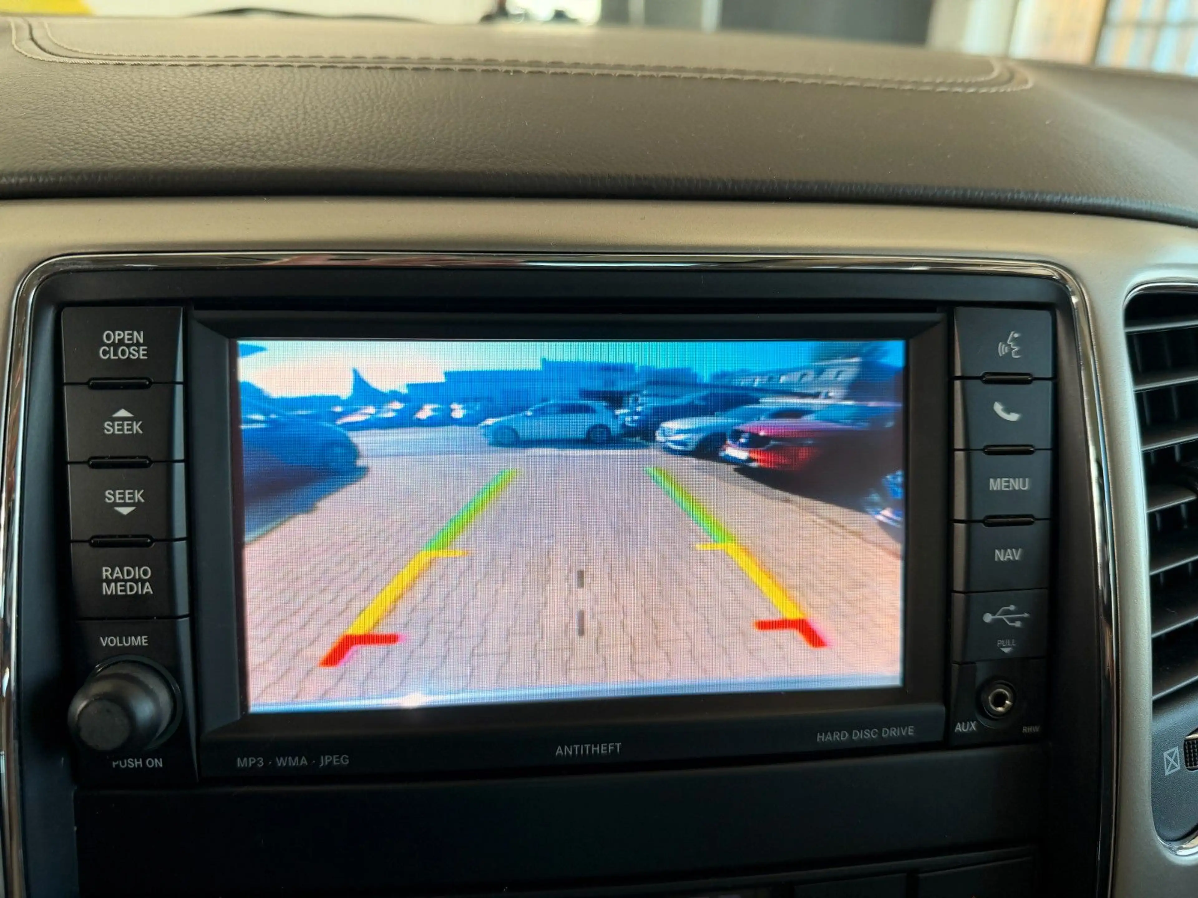 Jeep Grand Cherokee 3.0 CRD Overland *SITZKLIMA*PANO* — photo 15