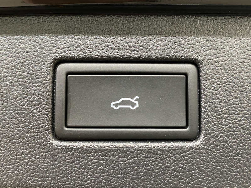 Volkswagen T-Roc Style 1.5 eTSI DSG / Navi RFK — photo 14