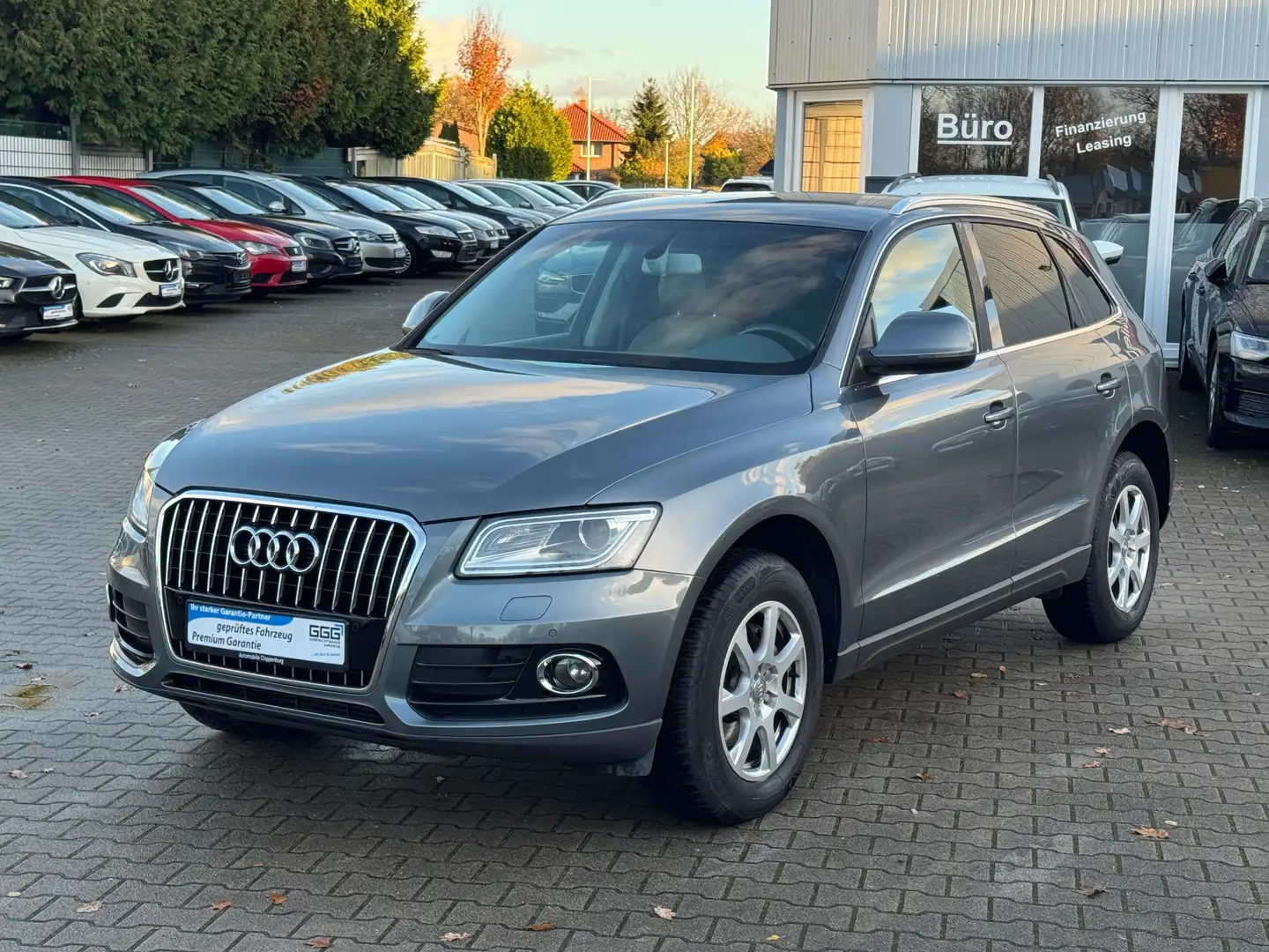 Audi Q5 2.0 TDI quattro S-tronic Grau - 1