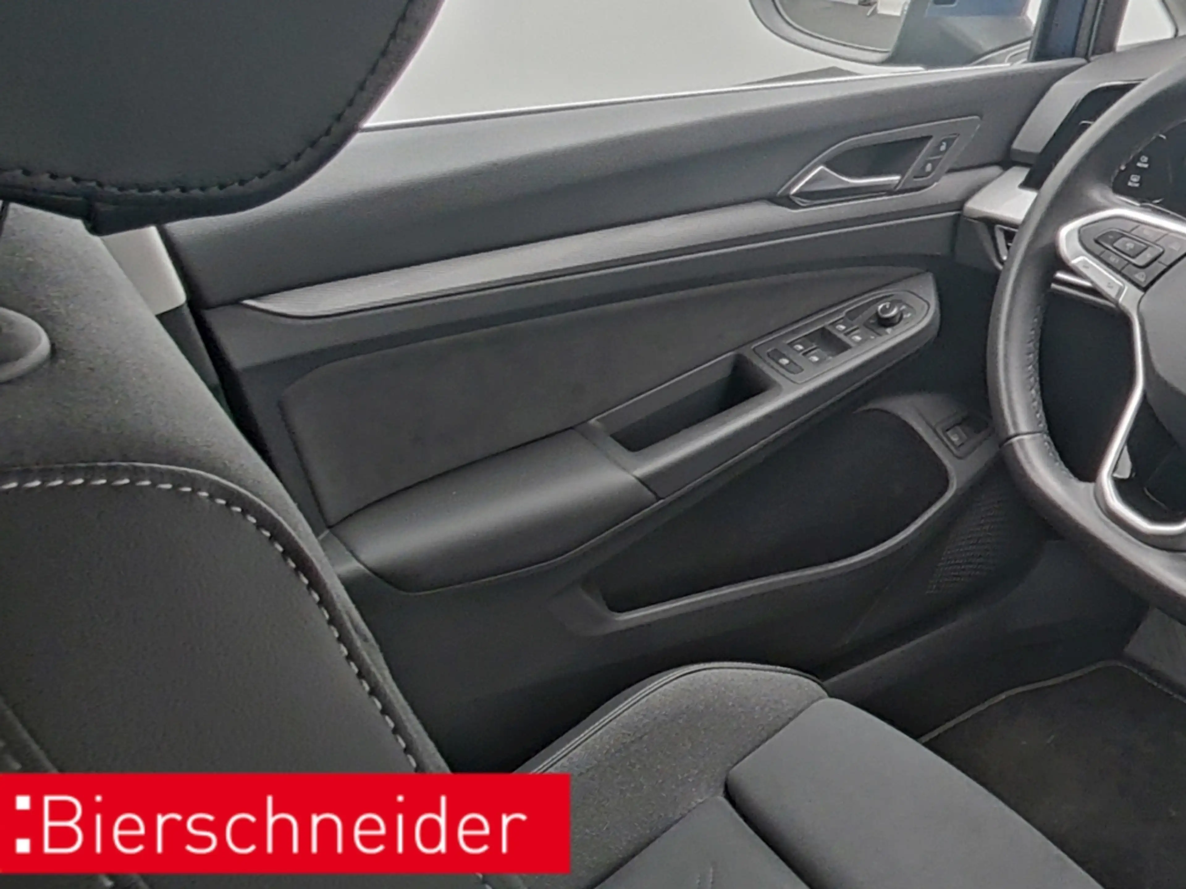Volkswagen Golf 8 1.5 TSI eHybrid DSG Leasing ab 392 Euro NAVI AHK — photo 14