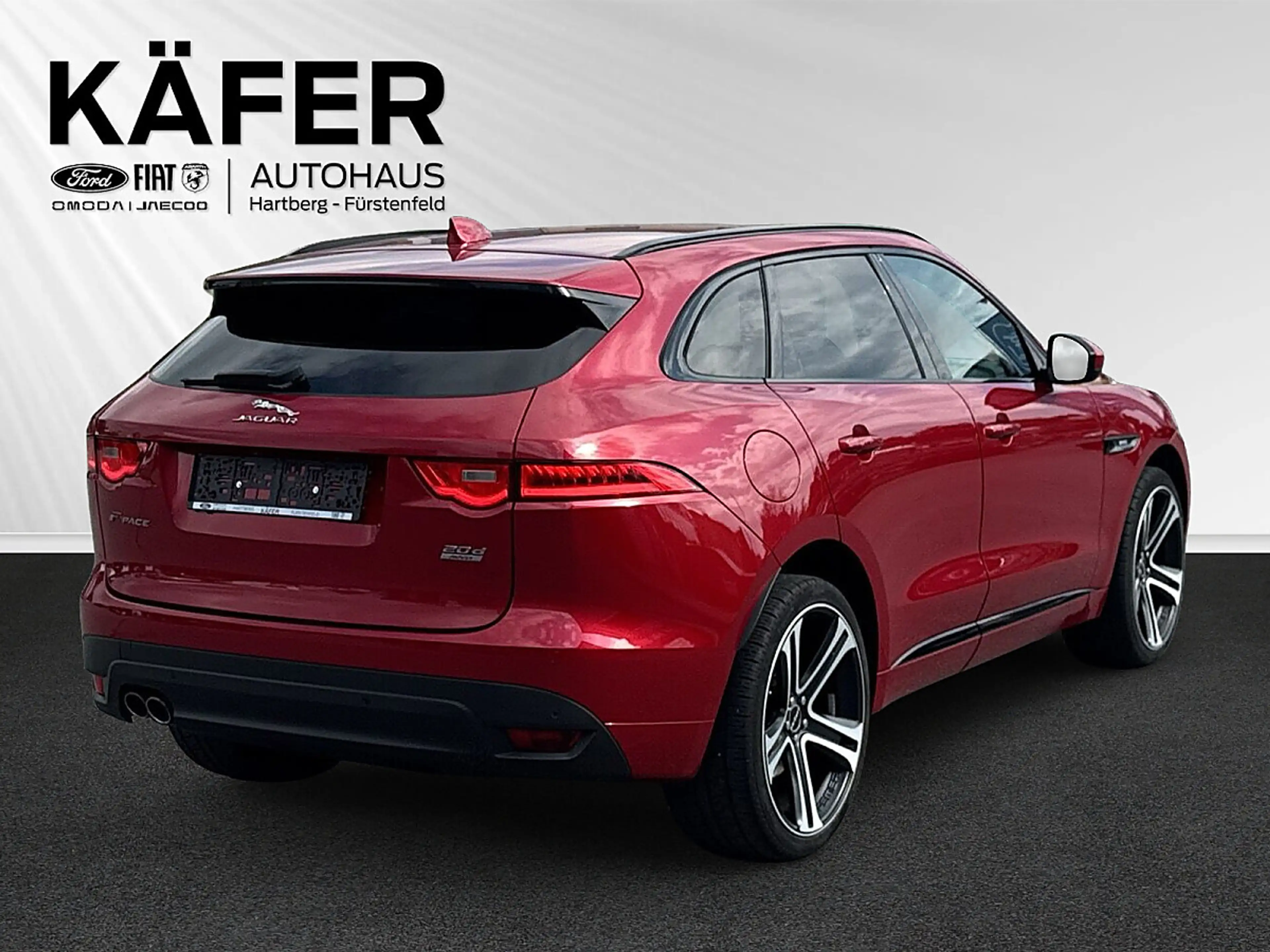 Jaguar F-Pace 20d AWD R-Sport — photo 6
