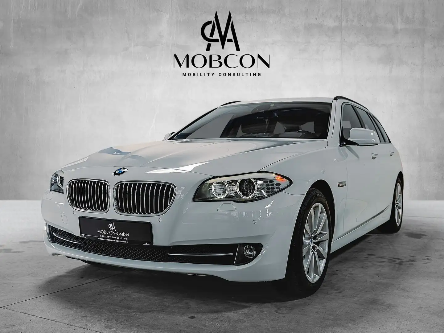 BMW 525 d Touring *LCI*Navi Prof.*AHK*Pano*Scheckh.* Weiß - 1