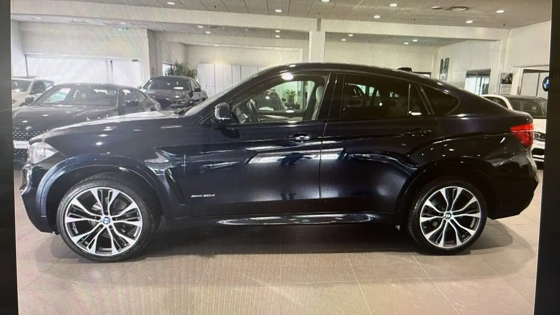 BMW X6 X6 F16 xdrive30d Msport 249cv auto Noir - 1