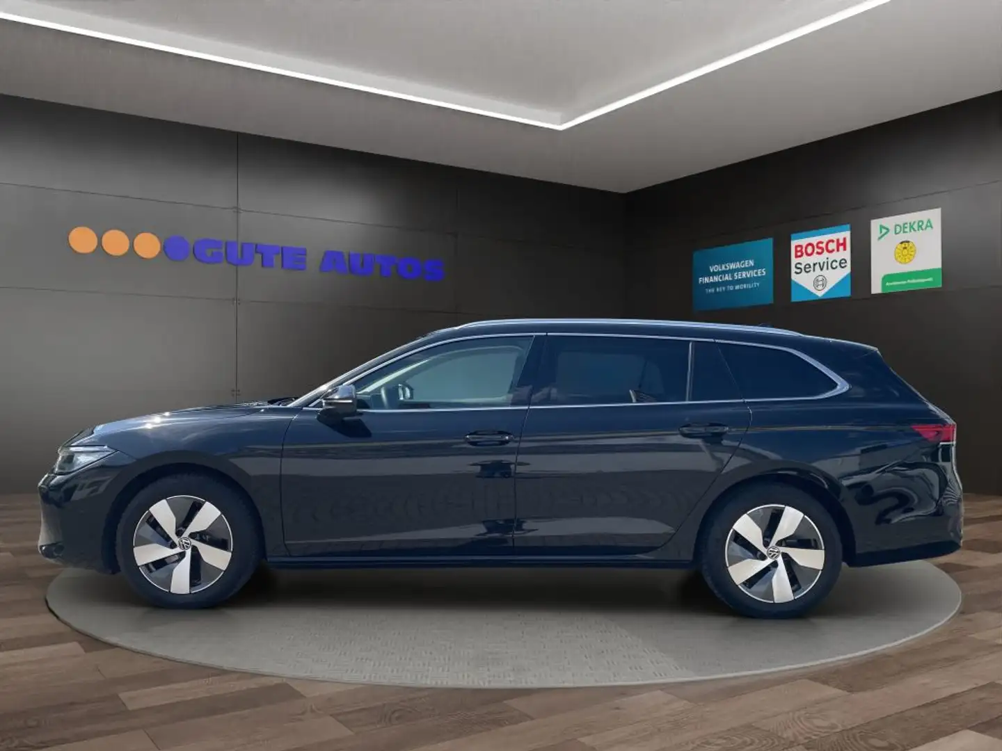 Volkswagen Passat Variant 2.0 TDI SCR DSG Business*Neues Modell* Schwarz - 2