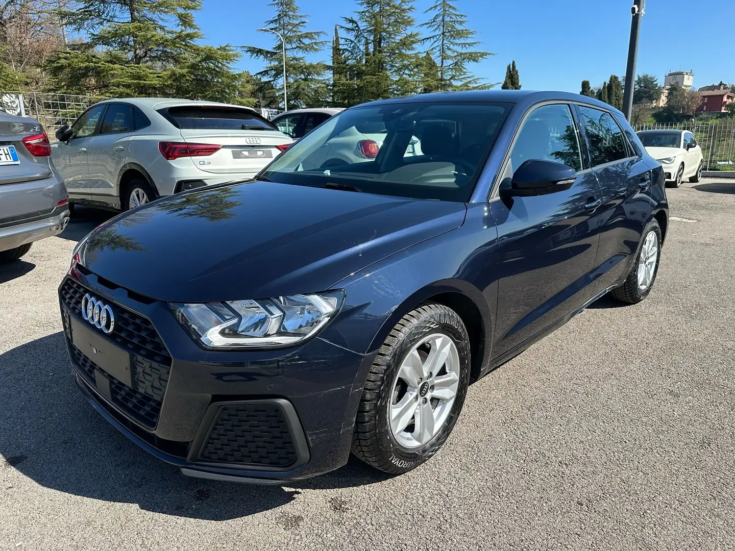 Audi A1 Sportback 25 1.0 tfsi Admired S-Tronic Virtual Blau - 1