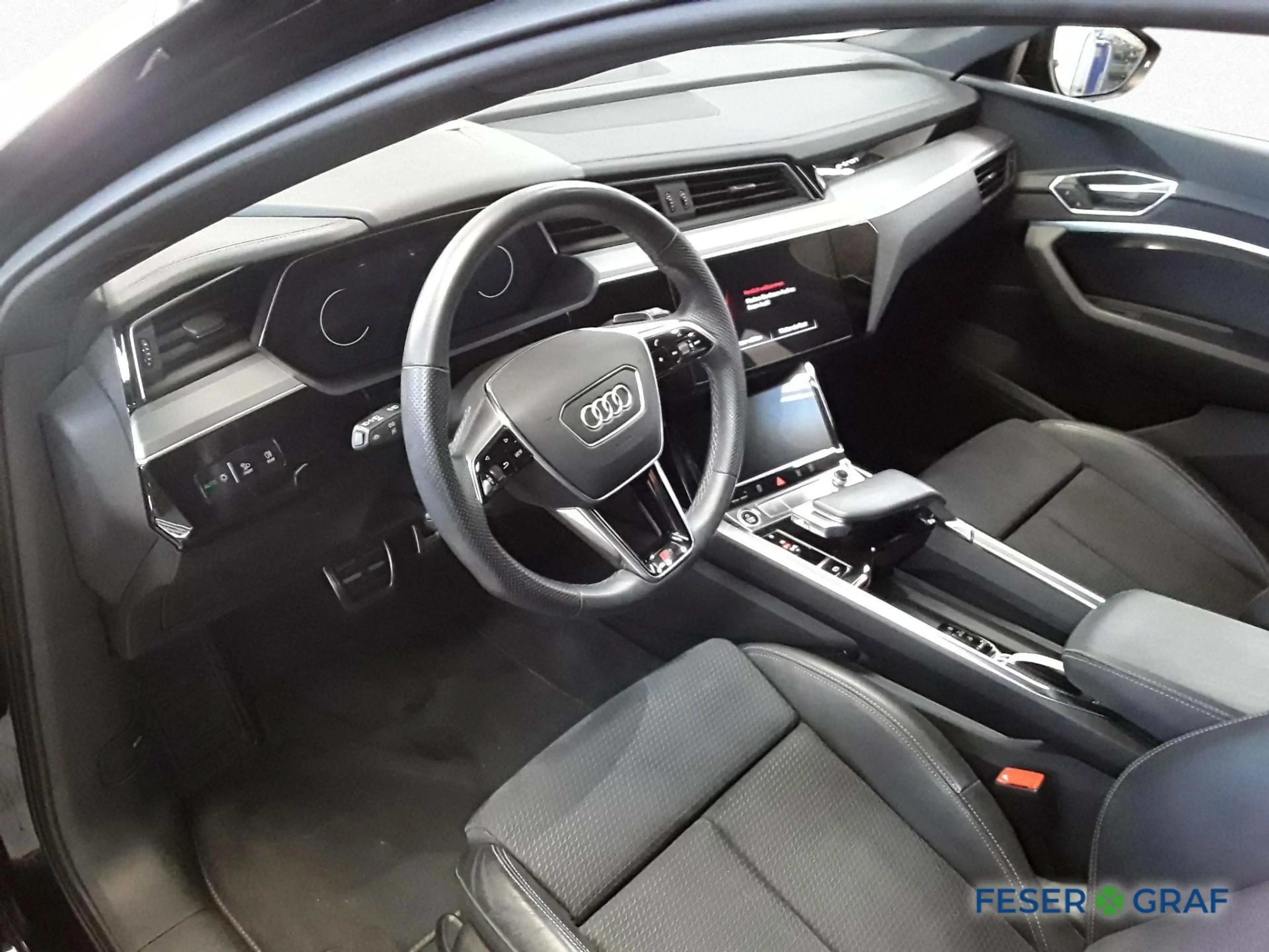 Audi Q8 e-tron advanced 50 qu S line MATRIX ACC KAMERA — photo 4