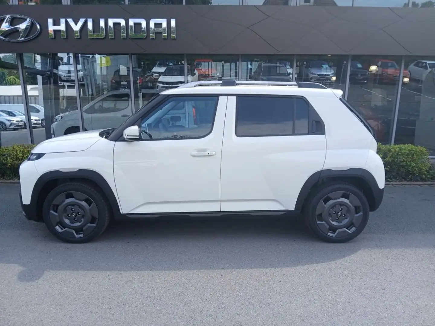 Hyundai Inster 49kWh Cross Beige - 2