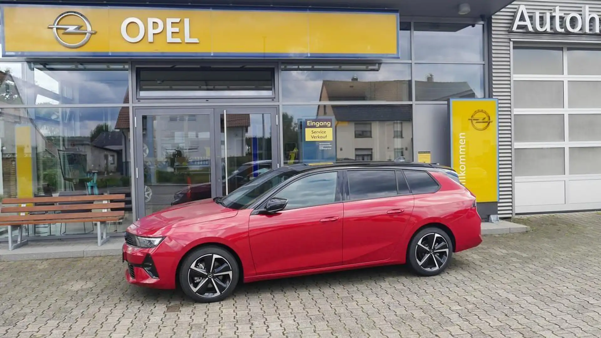 Opel Astra ASTRA L Sports Tourer GS Rot - 1