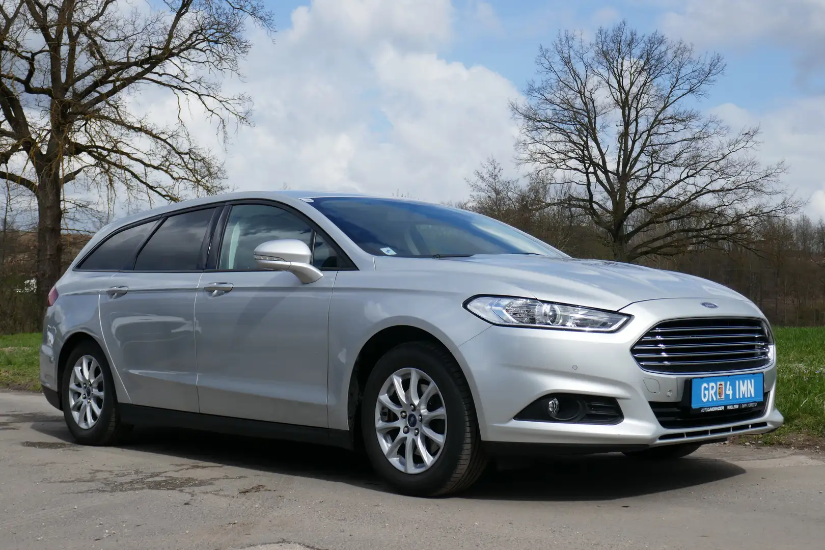 Ford Mondeo Business Edition Silber - 1