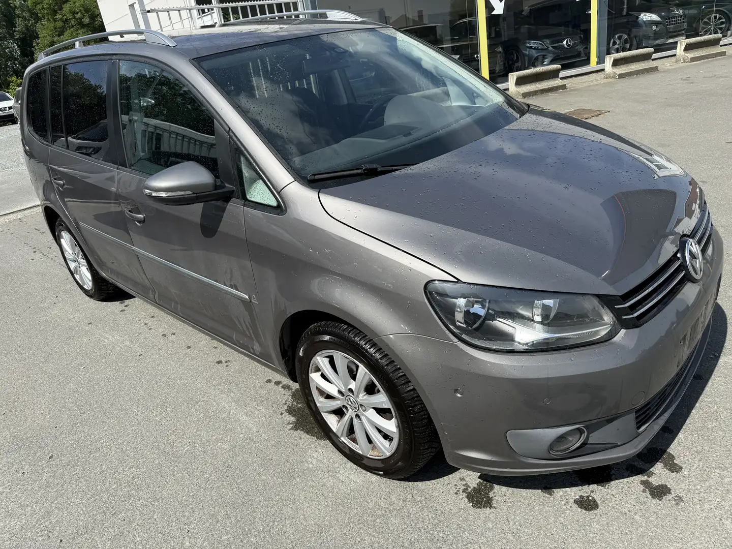 Volkswagen Touran 1.6 TDI DPF Comfortline - 2
