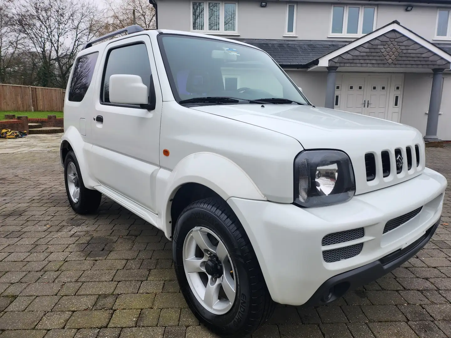 Suzuki Jimny Automatik Comfort Fehér - 2