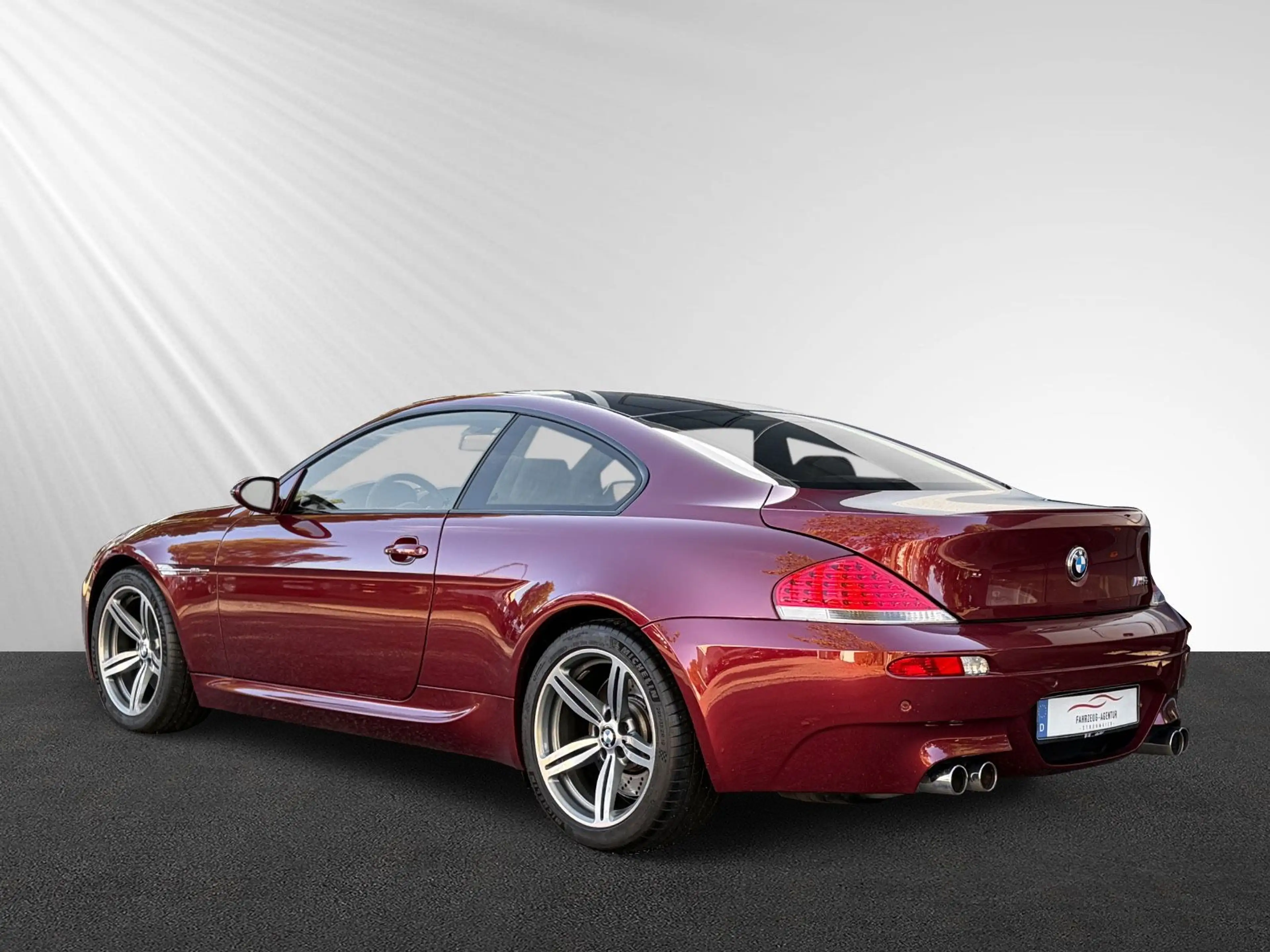 BMW M6 Deutsch, 2. Hand, außergewöhlicher Zustand — photo 3