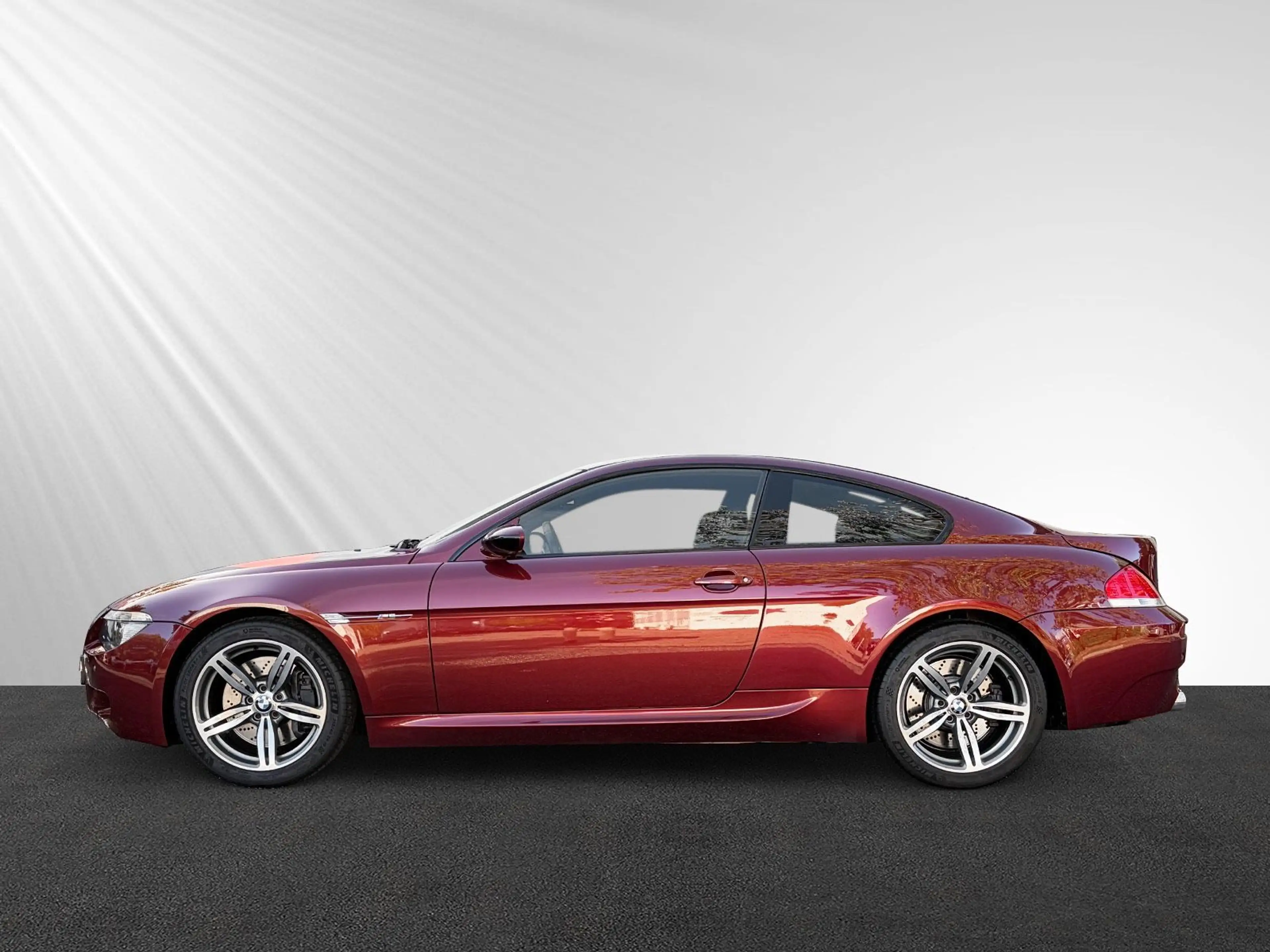 BMW M6 Deutsch, 2. Hand, außergewöhlicher Zustand — photo 2