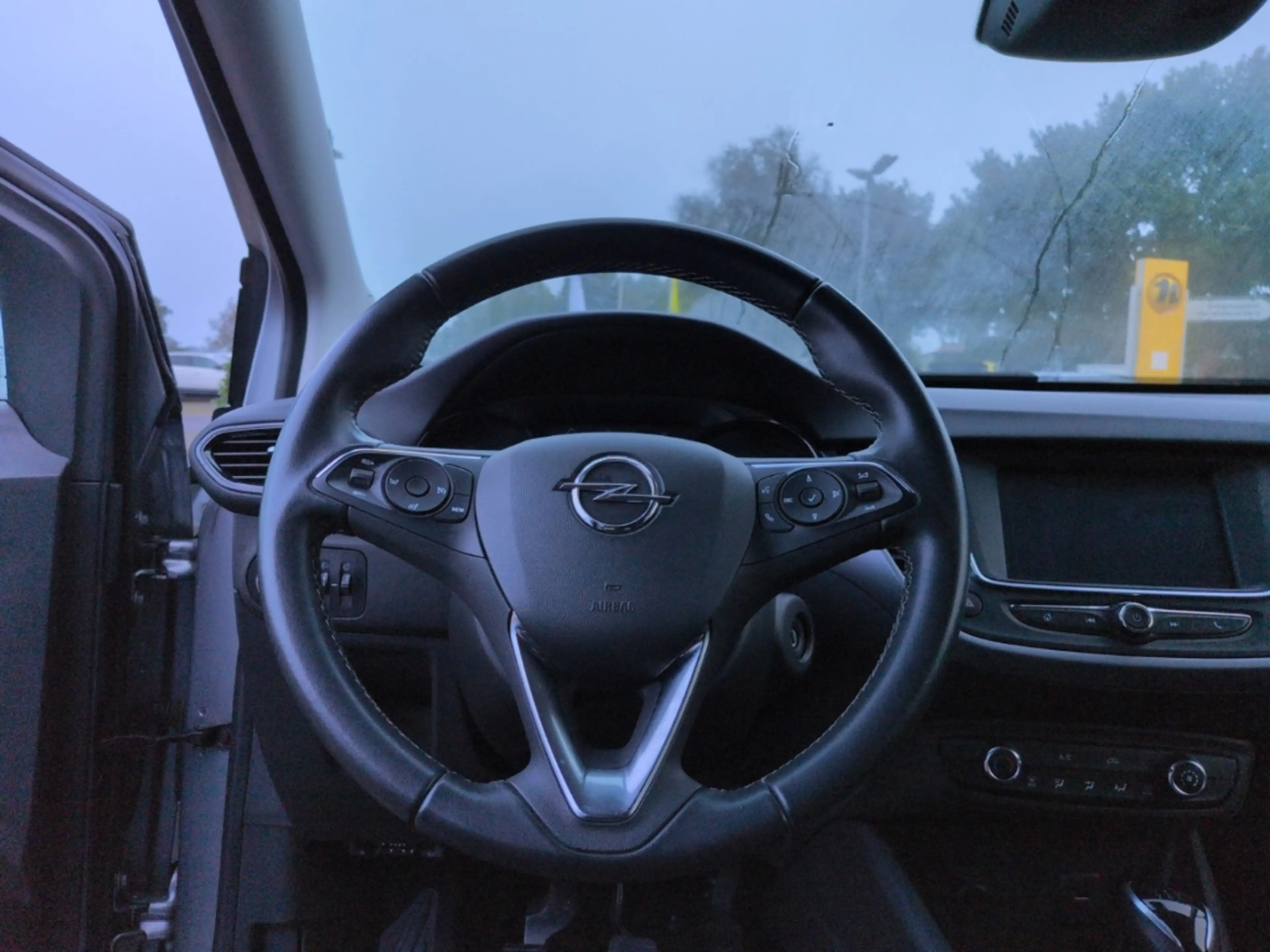 Opel Crossland Edition Rückfahrkamera Tempomat LED Apple CarPlay — photo 11