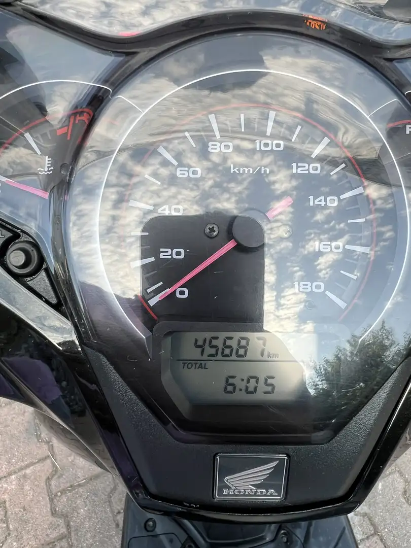 Honda SH 300 ABS - 1