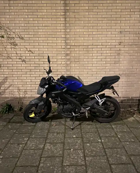 Yamaha MT-125 - foto 3