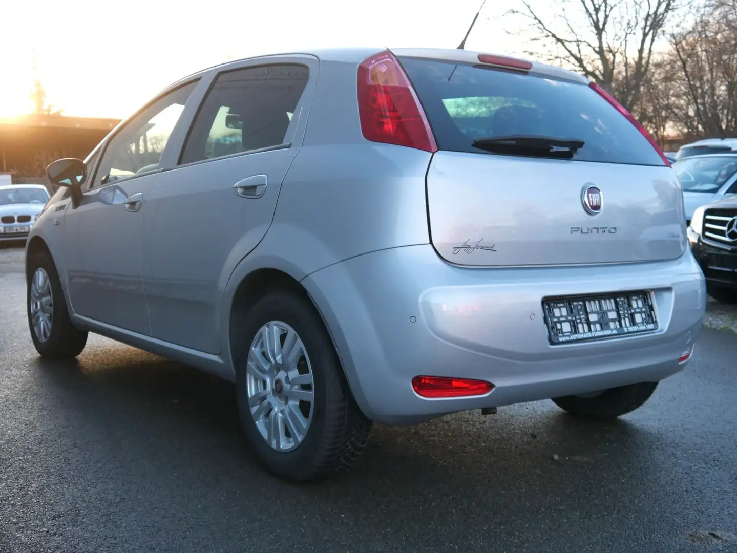 Fiat Punto Young 1.2 Grau - 2