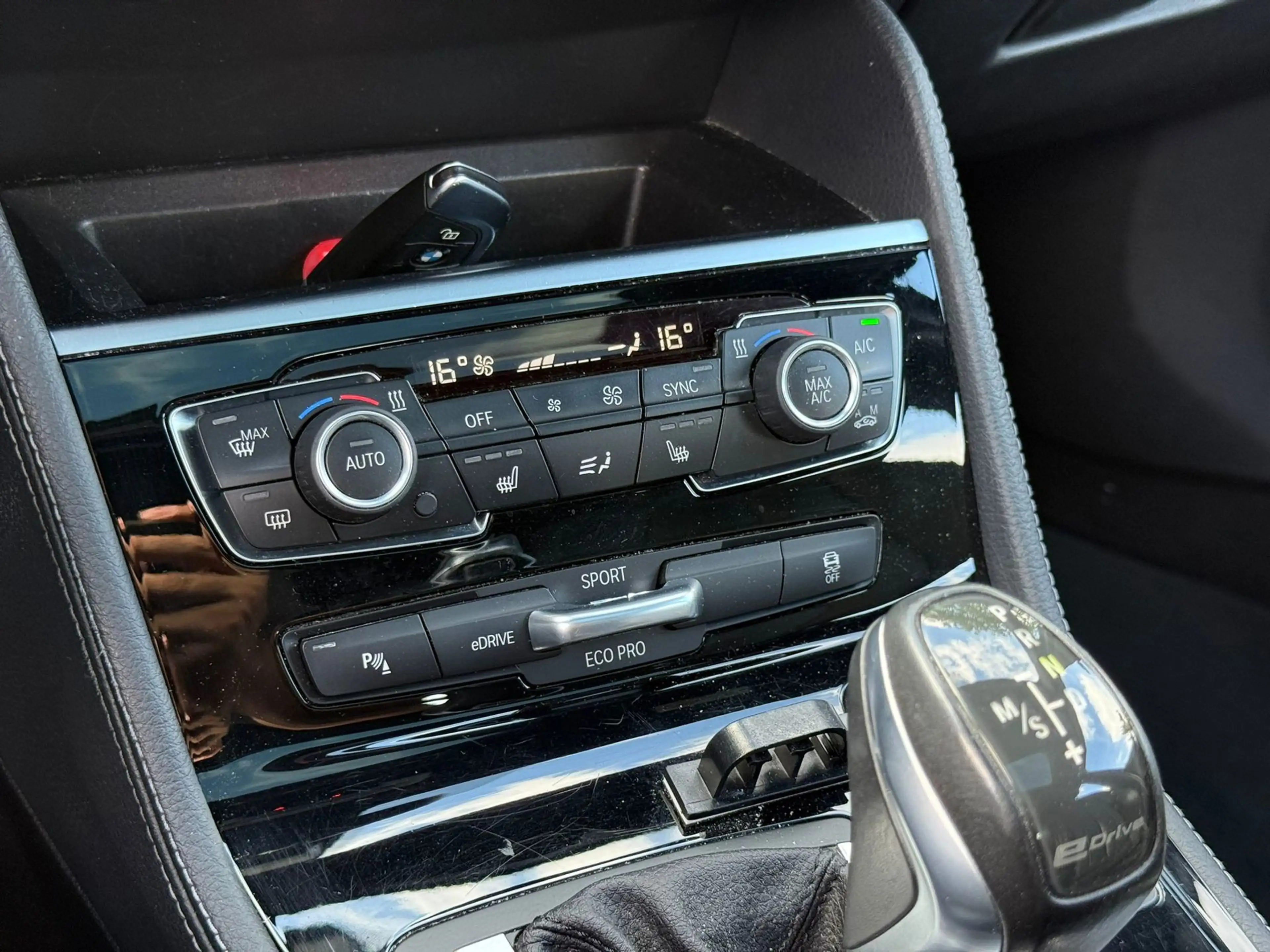 BMW 225 2-serie Active Tourer 225xe Centennial High Execut — photo 15