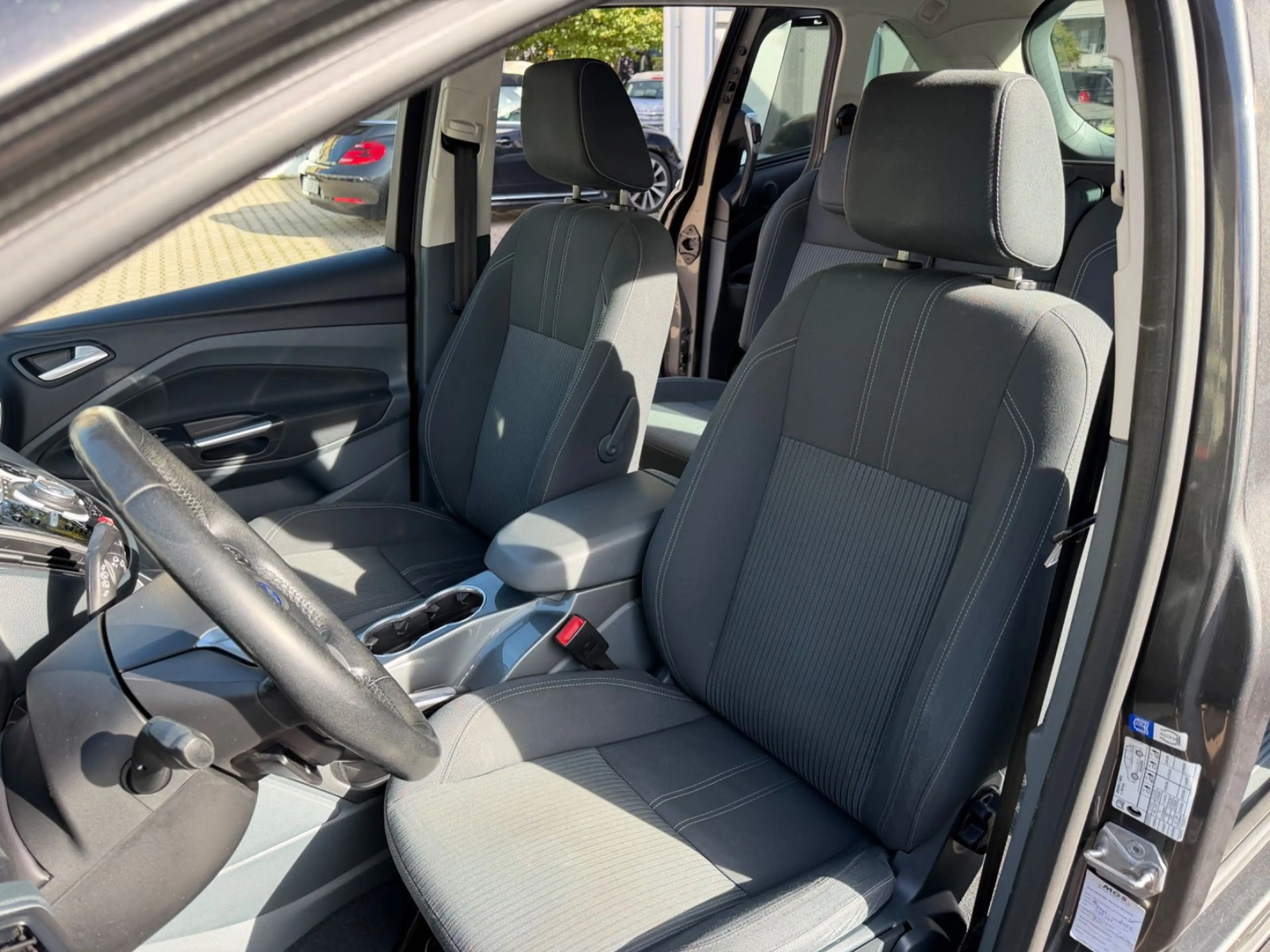 Ford Grand C-Max Grand C-MAX Titanium 7-Sitzen — photo 14