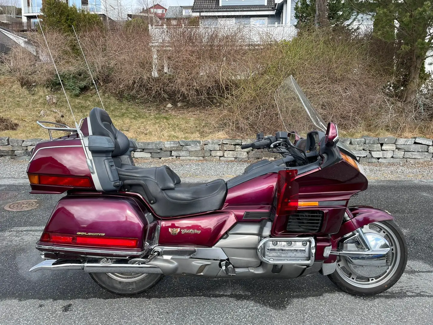 Honda Gold Wing Roşu - 1