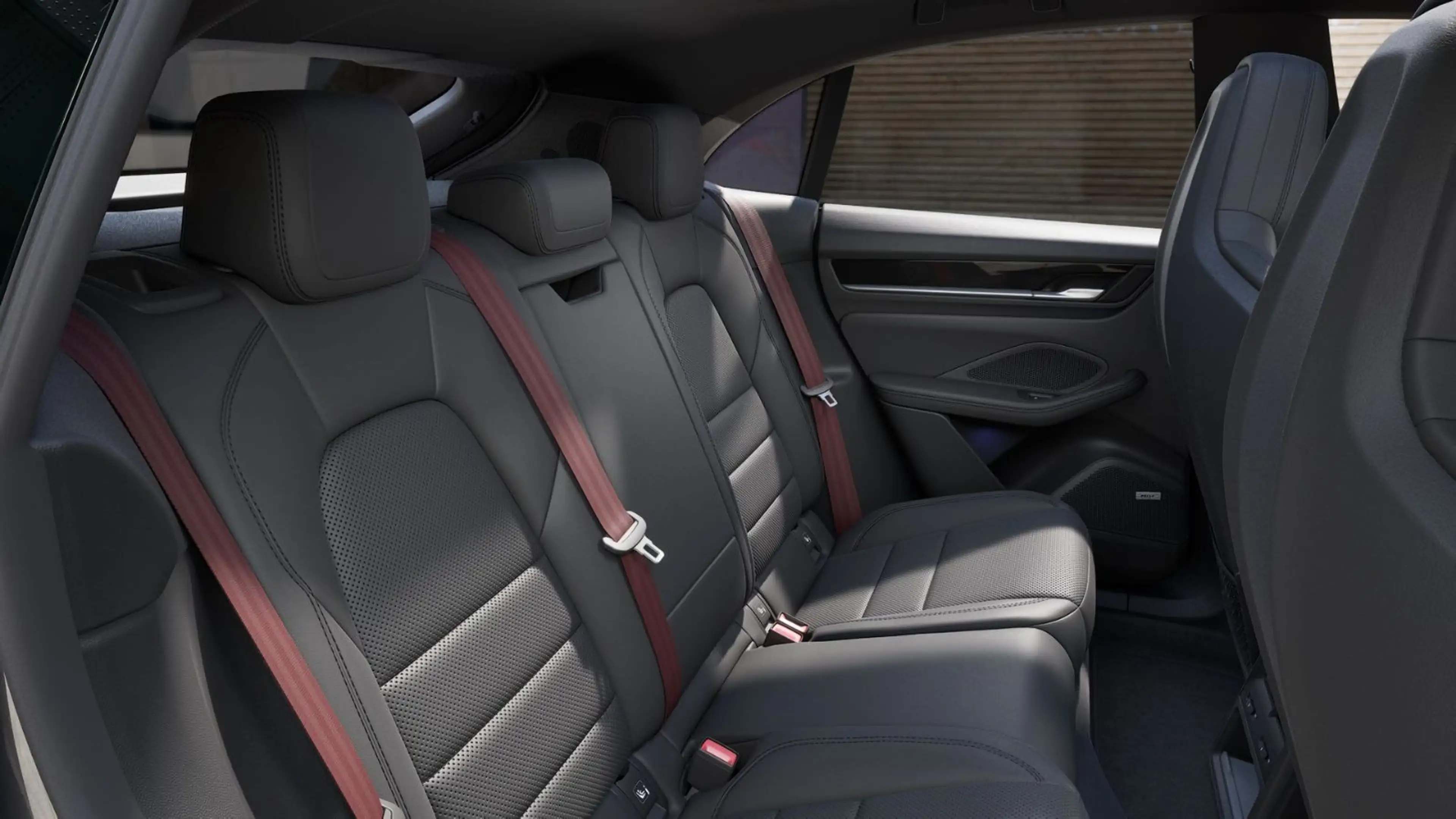 Porsche Macan | Business-Paket | SportDesign Paket | — photo 11
