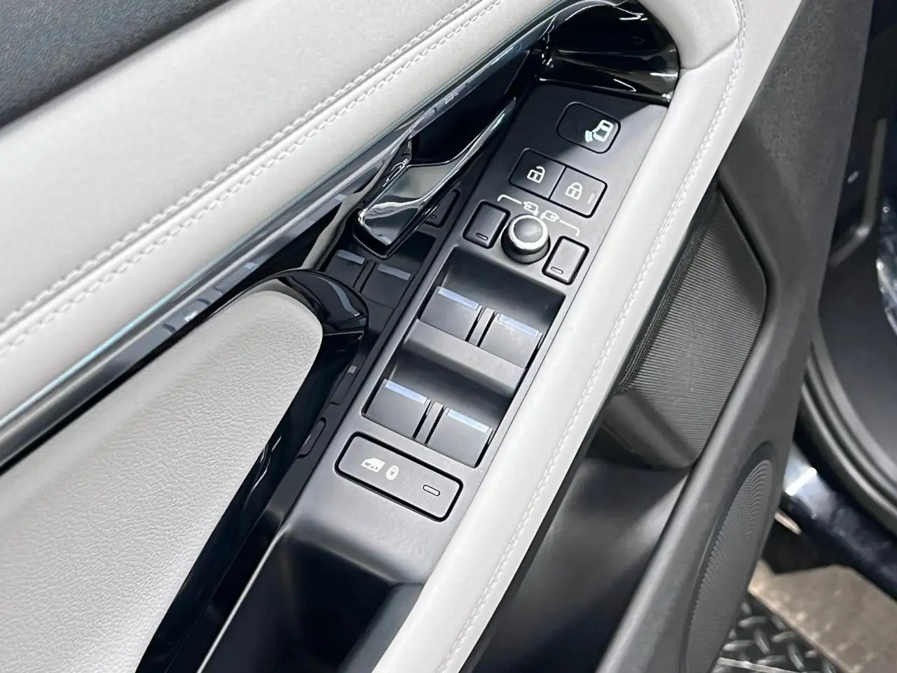 Land Rover Range Rover Evoque снимка Land Rover Range Rover Evoque