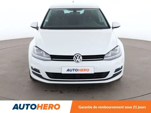 Volkswagen Golf view 9