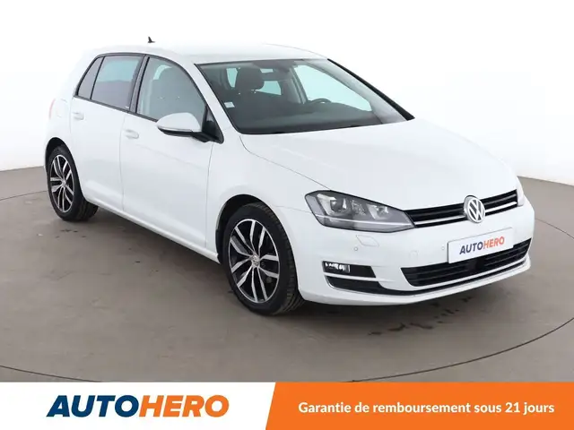 Volkswagen Golf view 8