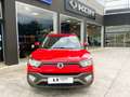 SsangYong XLV D16T Limited 4x2 Rojo - thumbnail 2