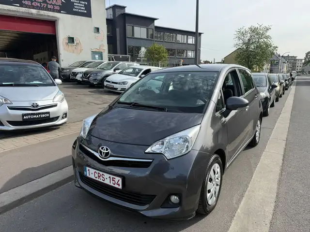 Toyota Verso-S Verso S 1.4 D-4D Luna