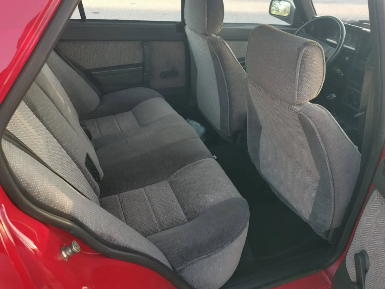 Alfa Romeo 75 2.0i ts, foto 9