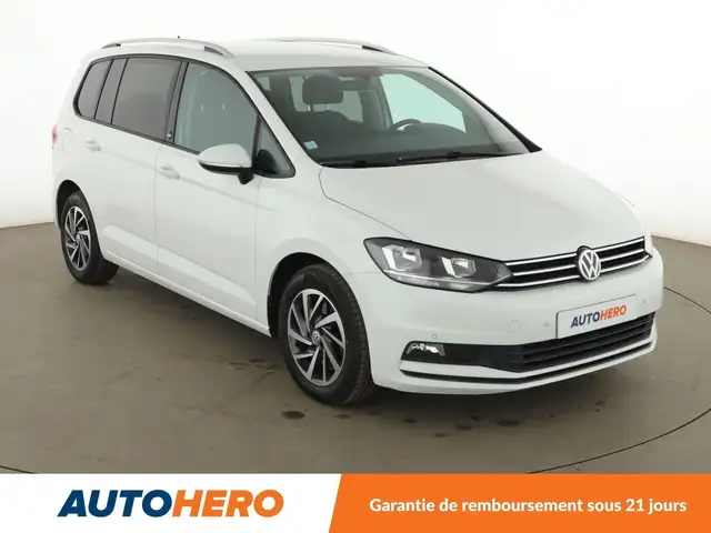 Volkswagen Touran view 8