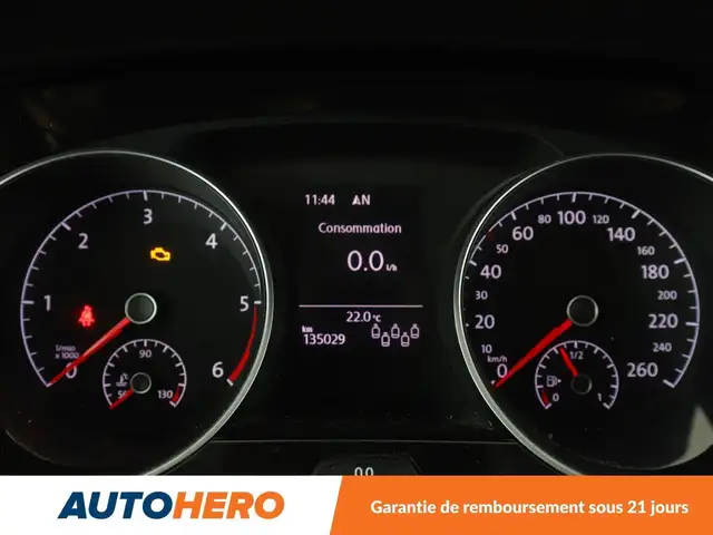 Volkswagen Touran view 20