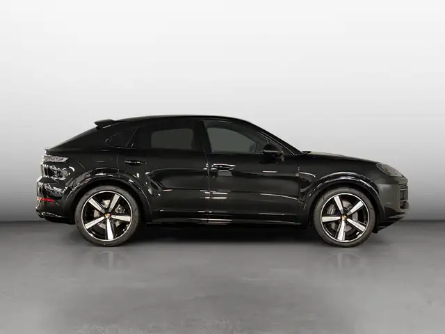 Porsche Cayenne view 6