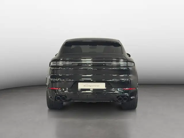 Porsche Cayenne view 4