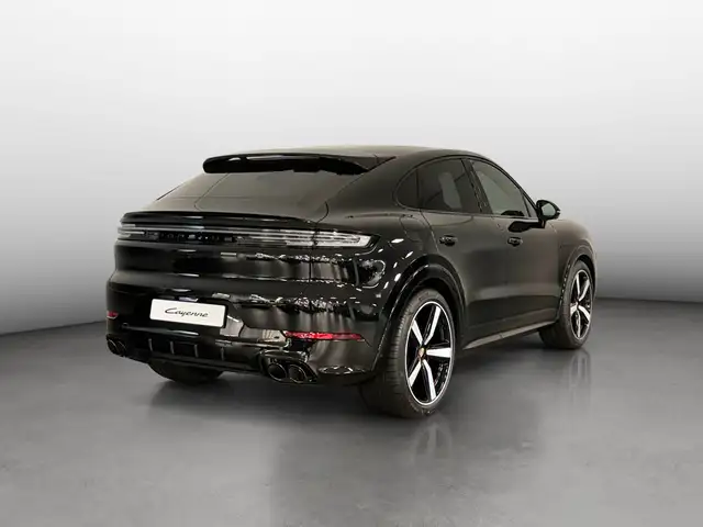 Porsche Cayenne view 5