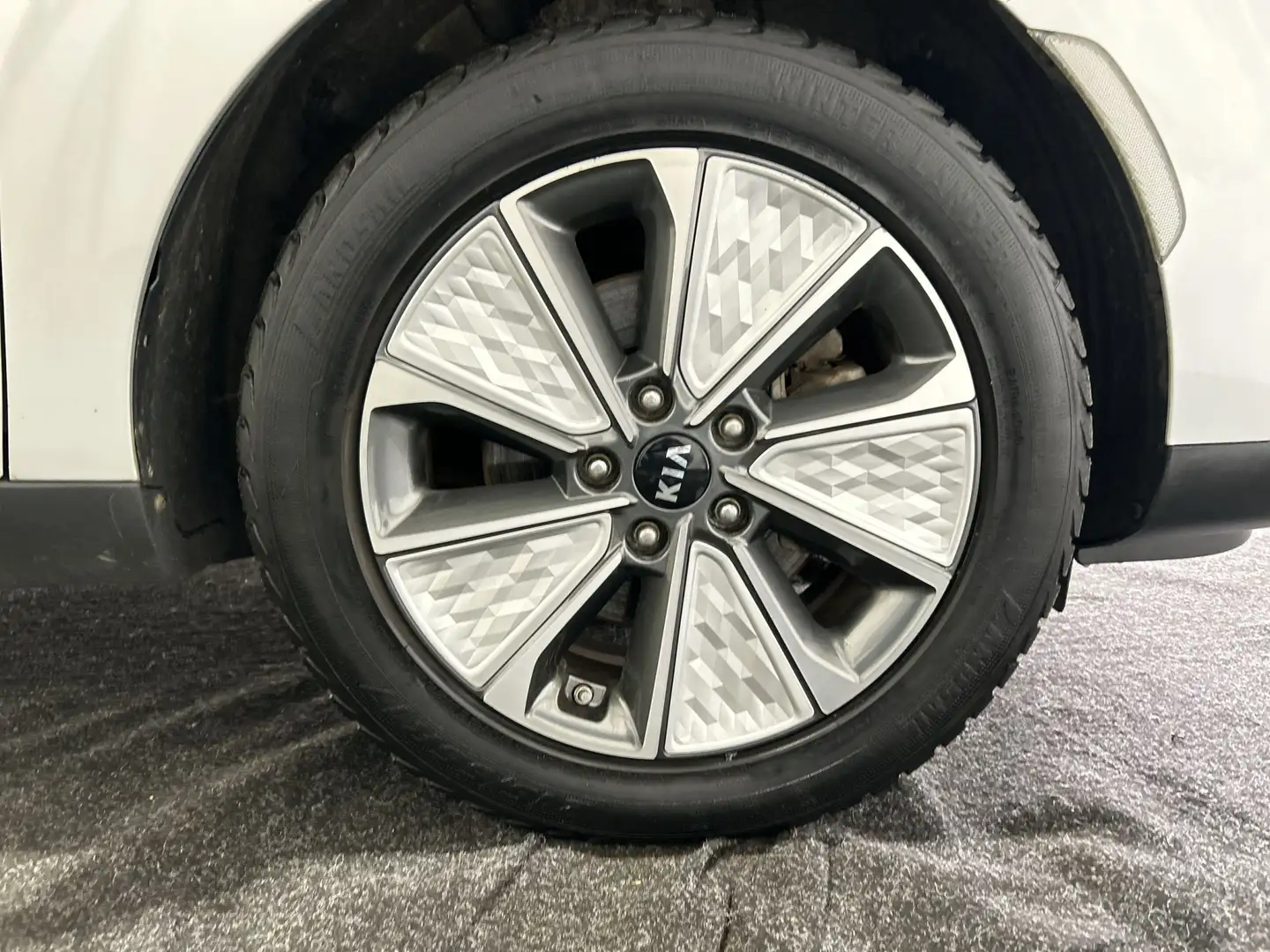 Kia Soul e-Soul DynamicLine 39.2 kWh | Cruise control | ach Grau - 2