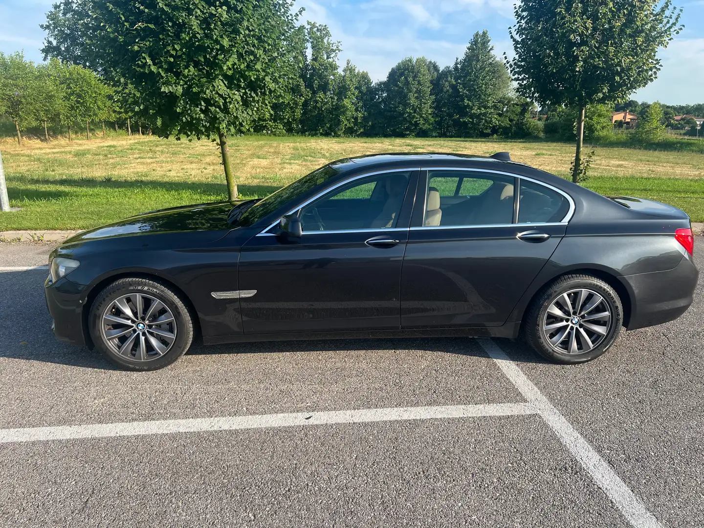 BMW 730 730d UNICO PROPRIETARIO "FULL FULL" Noir - 2