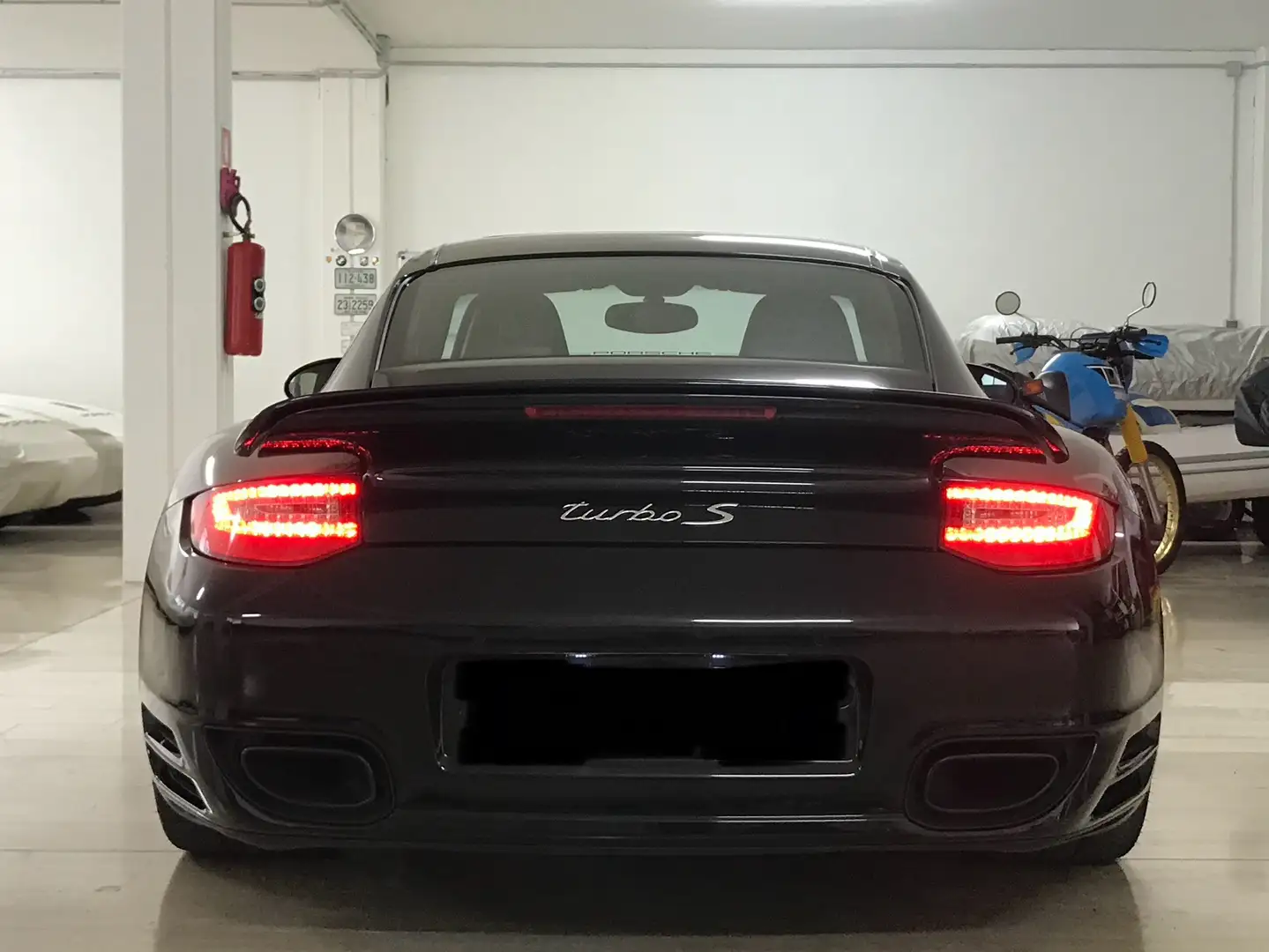 Porsche 997 TURBO S - 1