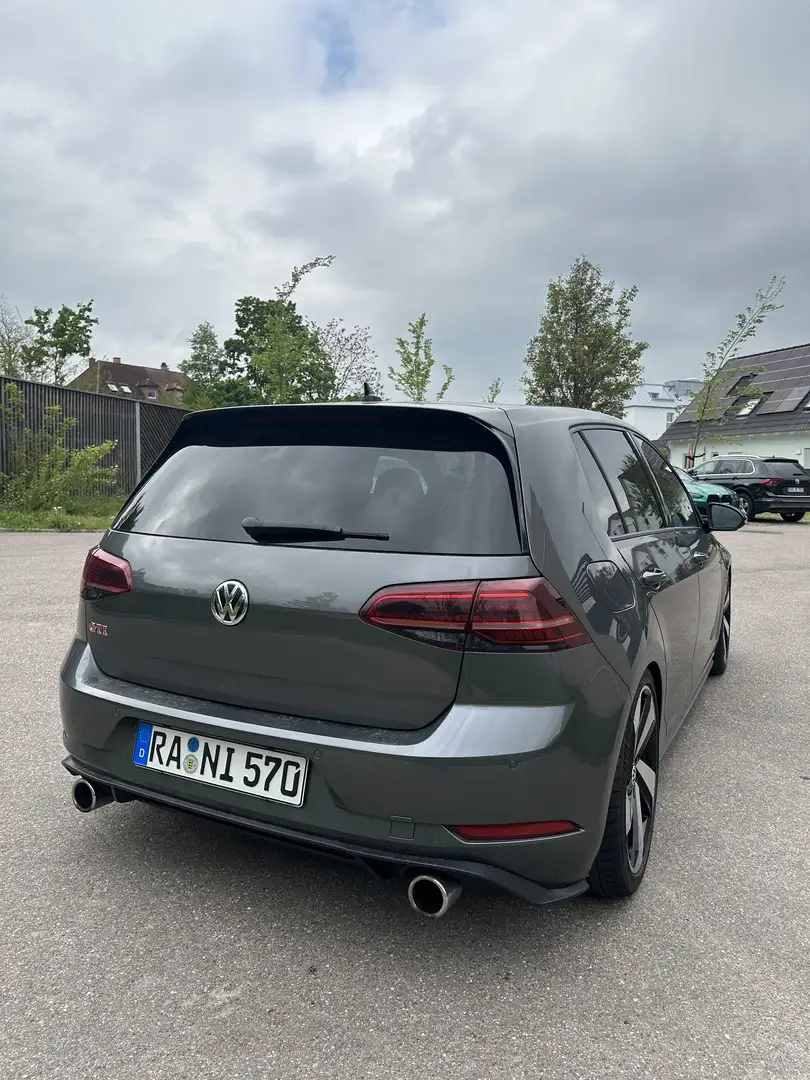 Volkswagen Golf GTI Performance Stage 1 und KW V3 Grau - 2