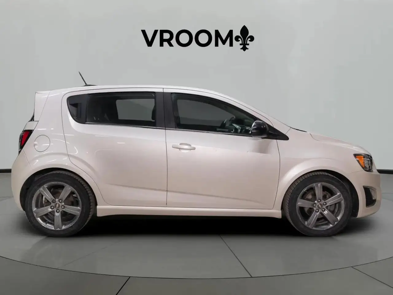 Chevrolet Sonic снимка Chevrolet Sonic