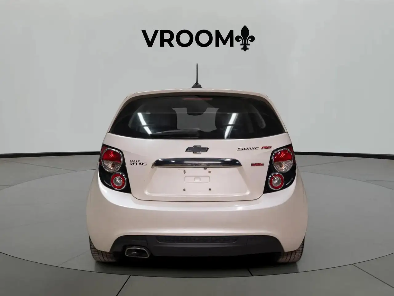 Chevrolet Sonic снимка Chevrolet Sonic