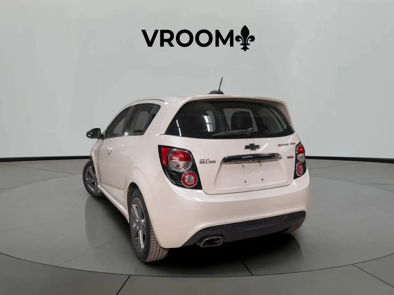 Chevrolet Sonic снимка Chevrolet Sonic