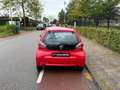 Toyota Aygo 1.0 VVT-i x Airco Elektrische ramen Rood - thumbnail 4