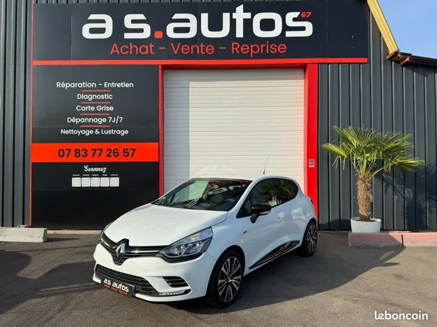 Renault Clio IV 0.9 TCE 90 cv essence intense Blanc - 1