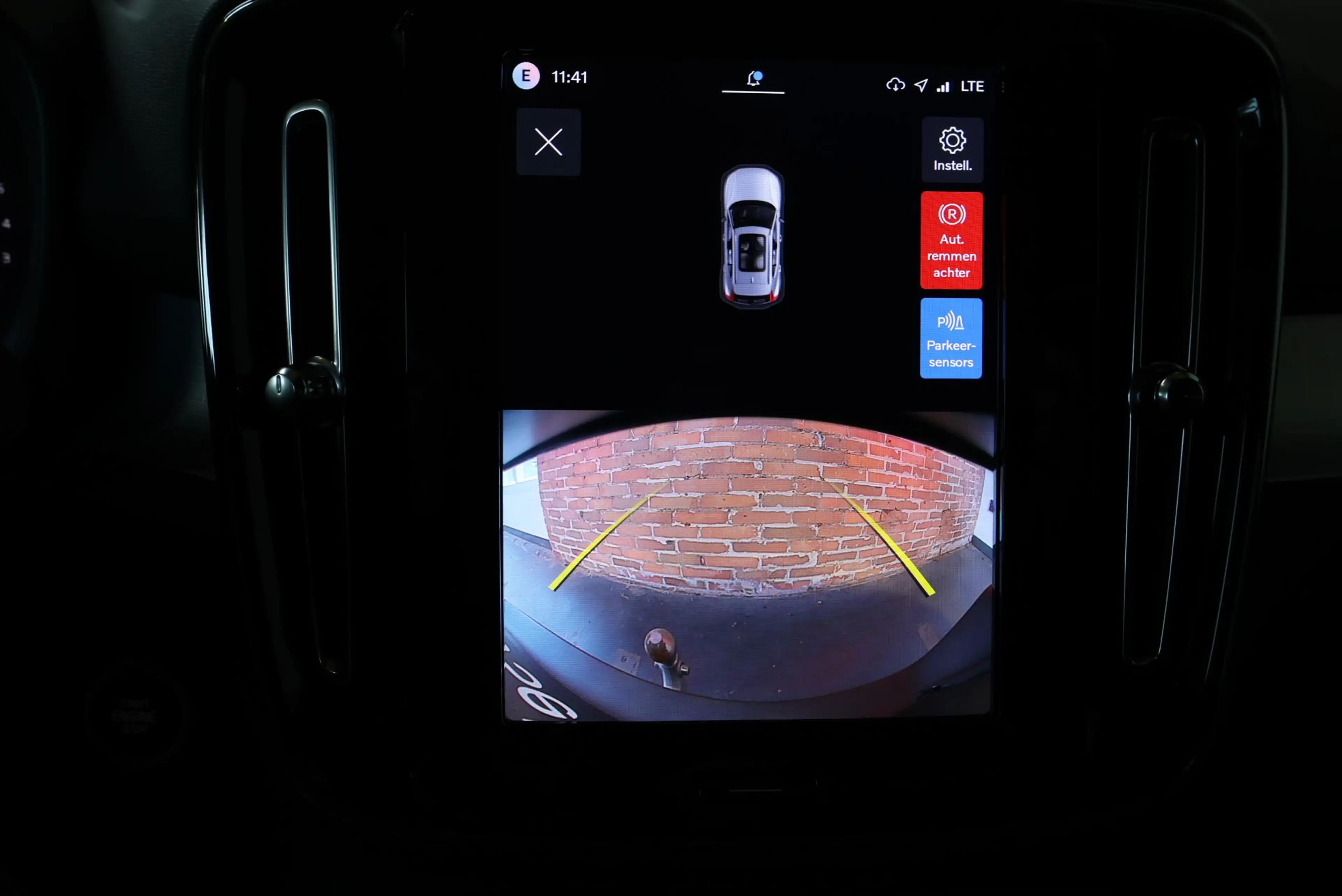 Volvo XC40 B4 Plus Black Edition | Panoramadak |  | Semi-Elec — photo 15