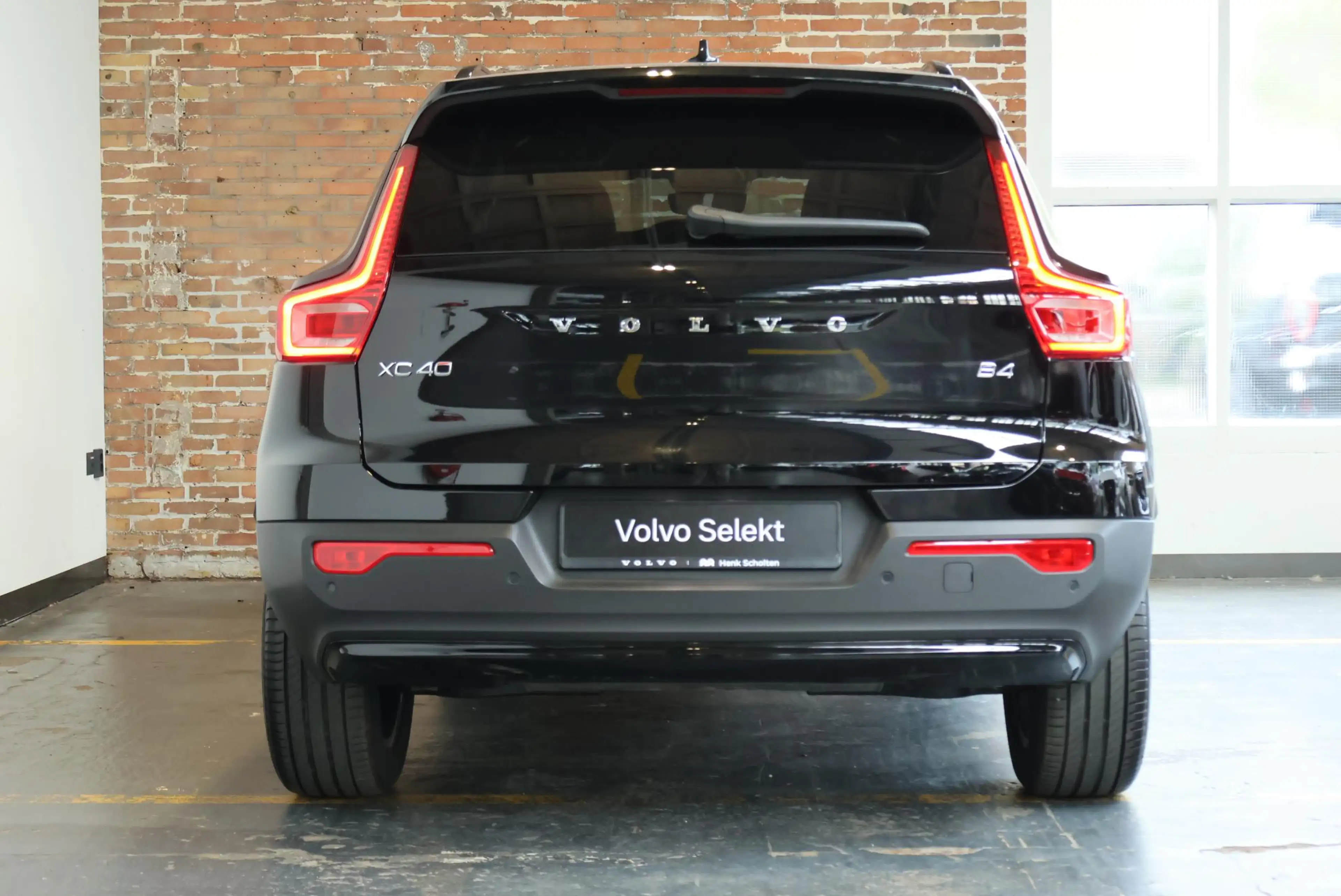 Volvo XC40 B4 Plus Black Edition | Panoramadak |  | Semi-Elec — photo 7