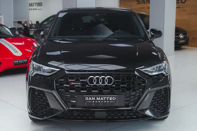 Audi RS Q3 view 2