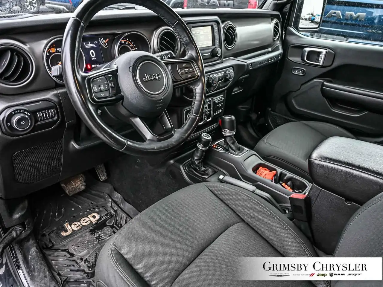 Jeep Wrangler снимка Jeep Wrangler