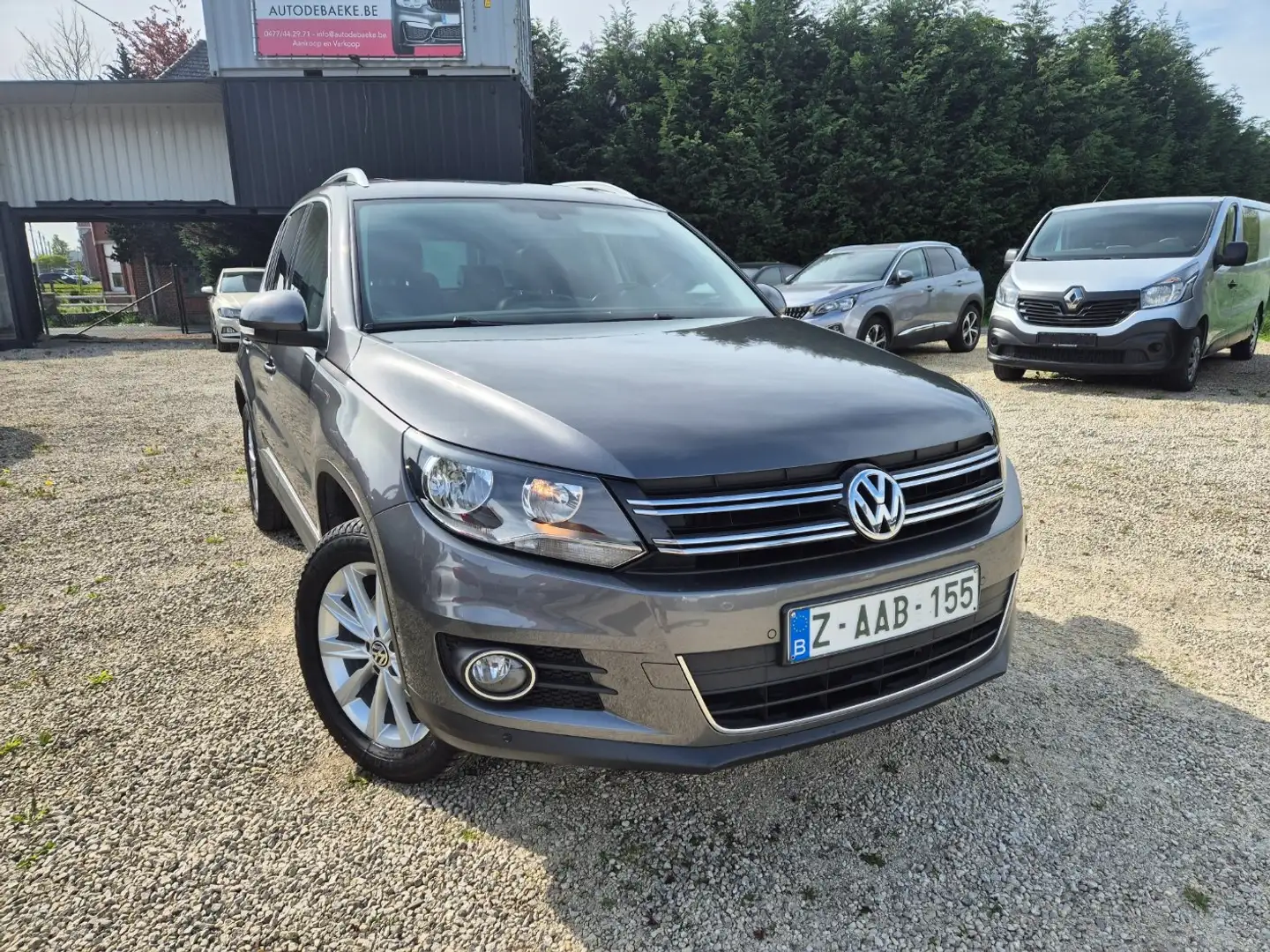 Volkswagen Tiguan 4motion / PANO / LEDER / NAVI / PDC / CRUISE Grau - 1